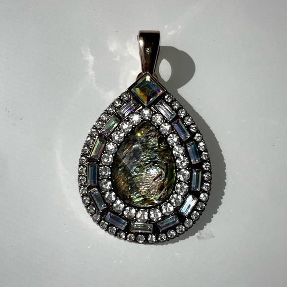 Premier Design, gold & silver necklace pendent, silver, gold, greenish stone - Picture 7 of 11